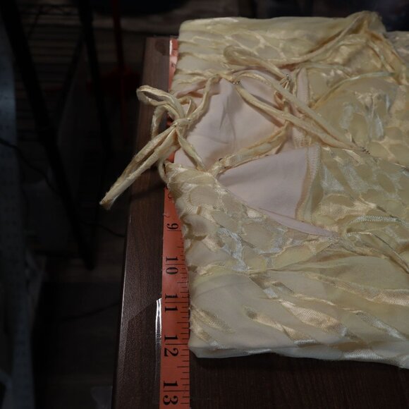 ASTR The Label Animal Print Slip Dress Women XS Yellow Fairy Party Event Holiday - Picture 16 of 16